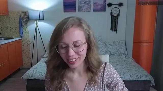 Lill_Mary on StripChat 
