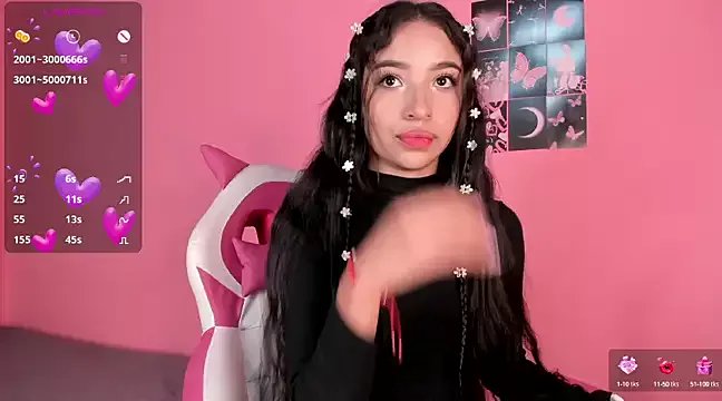 lillielover16 on StripChat 