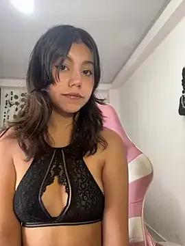Freechat LiLy_kIndly on StripChat