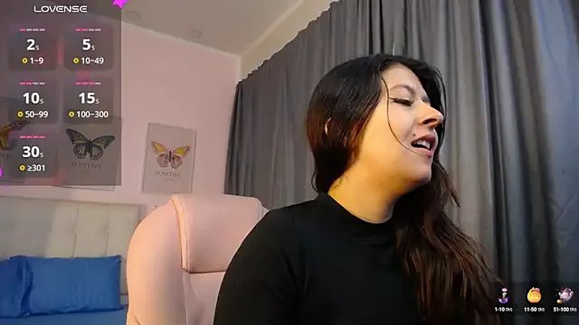 Freechat liss_black on StripChat