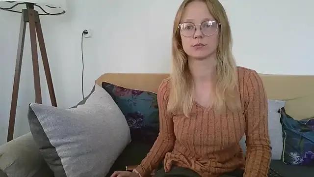 StripChat little-leni is Freechat little-leni — vibrator in pussy in ticket show