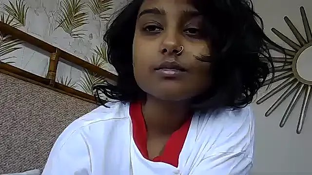 Freechat littlemissdevil69 on StripChat