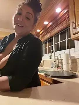 LittleMissEeve on StripChat 