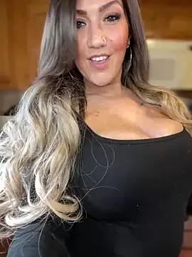 LittleMissEeve on StripChat 