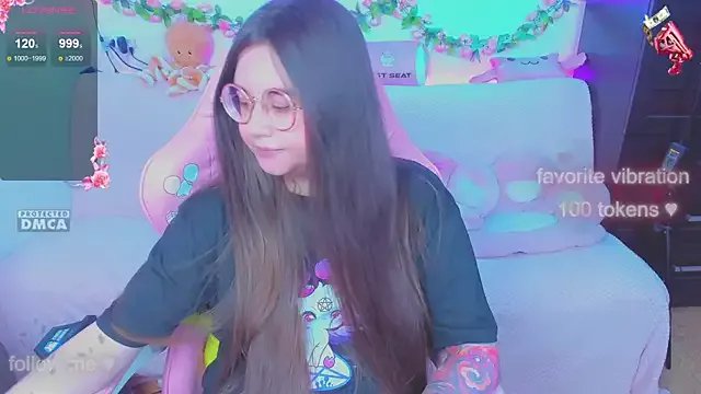 Lolisuccub on StripChat