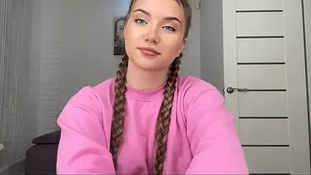 LouraStalter — slap ass x5