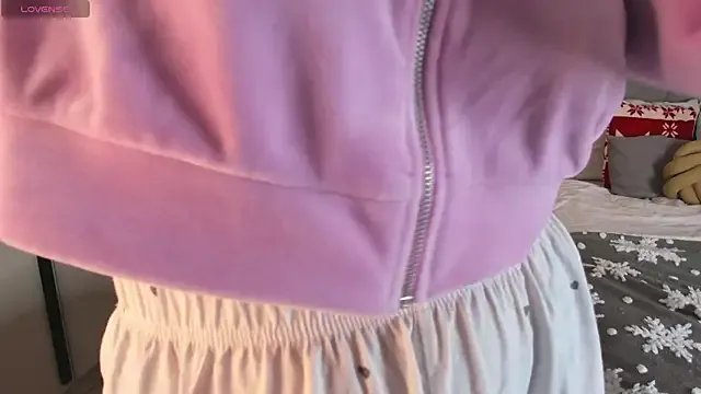 LubaStadt — ice cube melt on my chest