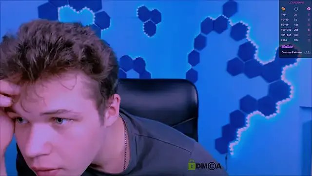 Freechat lucas_long_ on StripChat