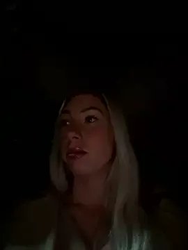 Freechat LuisaBecker on StripChat