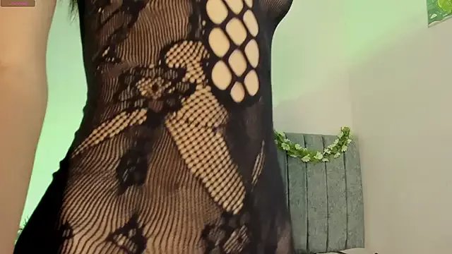 Freechat luxurykatty on StripChat