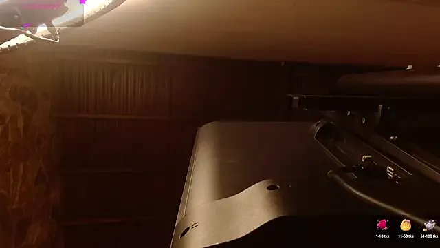 Freechat madame_ibby on StripChat