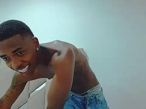 StripChat maicoljorda is Freechat maicoljorda — PUTTING 19 CM DICK HARD