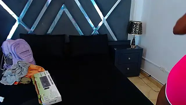 MayaBaker on StripChat