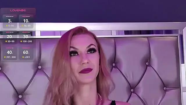 MayaHale on StripChat 