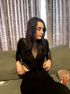 Freechat Mazzekyn on StripChat