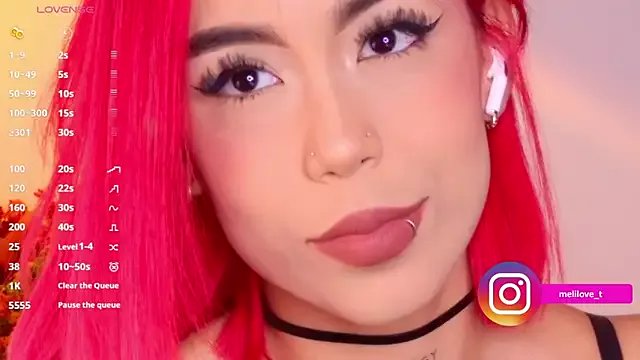 Freechat Mely-taylor on StripChat