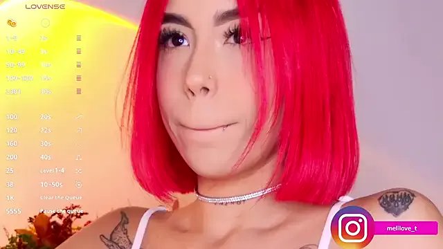 Freechat Mely-taylor on StripChat