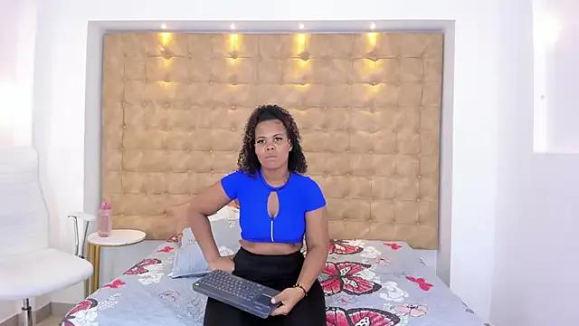 MiiaSmith__ on StripChat 