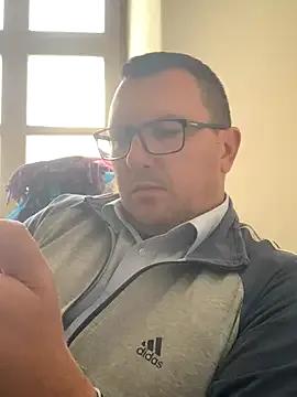Freechat Mike8523 on StripChat