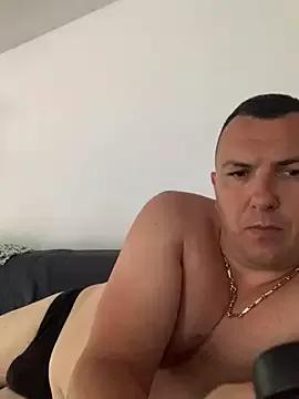 Freechat Mike8523 on StripChat