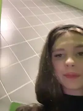 Freechat MilaBee on StripChat