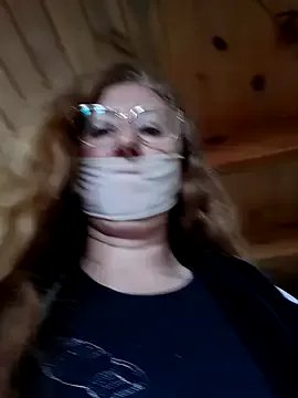 Freechat MILEIDE980 on StripChat