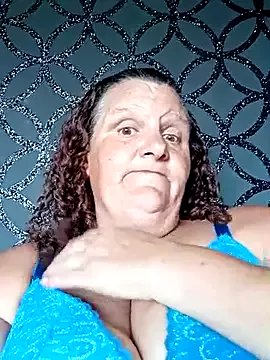 MissQueenBeex on StripChat 