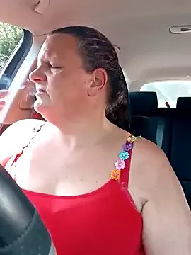 MissQueenBeex on StripChat 