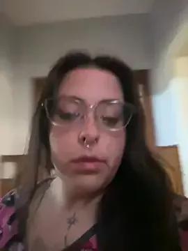 Mizztikaa on StripChat