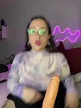 Mizztikaa on StripChat