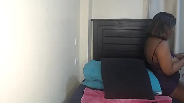 Freechat NIKKIE_LOVE on StripChat