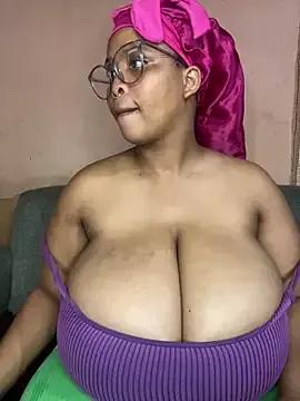 Freechat NonoGotBoobies on StripChat