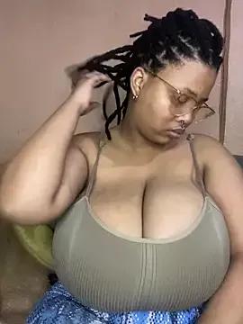 Freechat NonoGotBoobies on StripChat