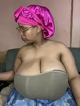Freechat NonoGotBoobies on StripChat