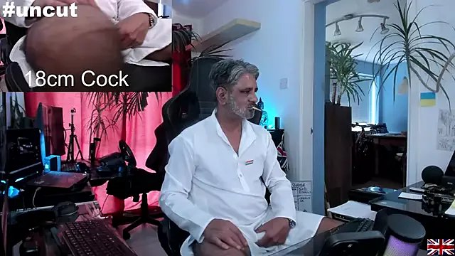 Freechat OnlineBossUK on StripChat