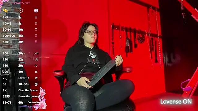 Freechat OnyxDiosaGotica on StripChat