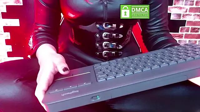 Freechat OnyxDiosaGotica on StripChat