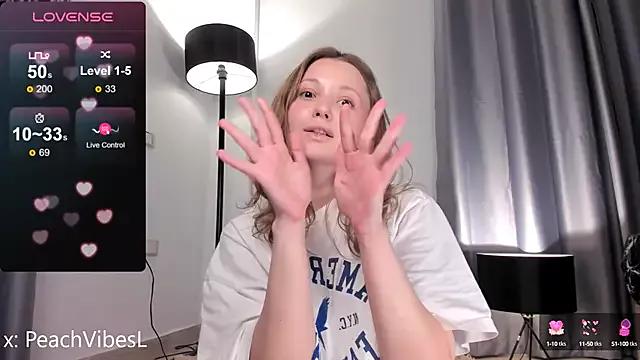 Freechat peach_vibes on StripChat