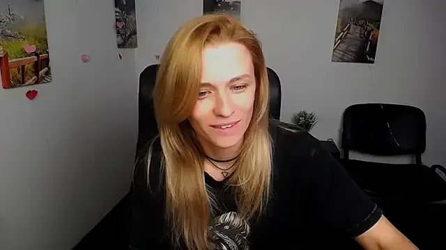 Freechat PeppyMia on StripChat