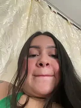 Freechat Pretty_Isadora on StripChat