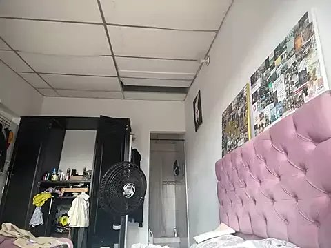 Freechat Pretty_Isadora on StripChat