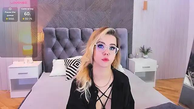 StripChat PrincessSlay is Freechat PrincessSlay — Be my hero