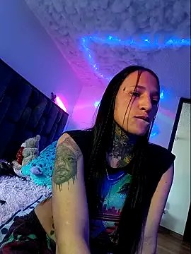 psycoaliena on StripChat