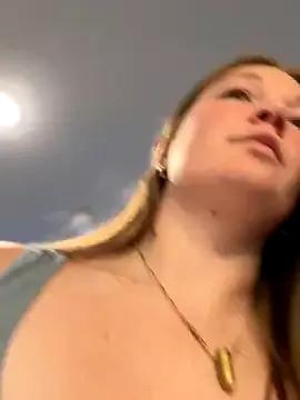 PussiesnCream_ on StripChat 