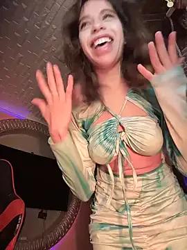 StripChat Queentaraf999 is Group Queentaraf999 — YOU MAKE ME HORNY try11/101/202