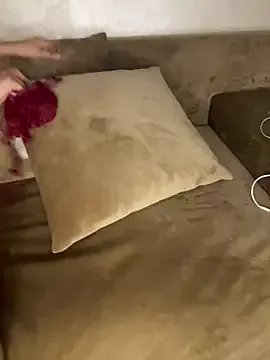 Private RachaCharmouta on StripChat