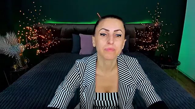 Private Rebecca_Diamond on StripChat