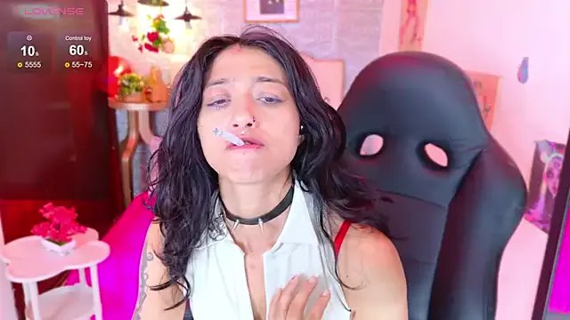 Private REDHOTTER_ on StripChat