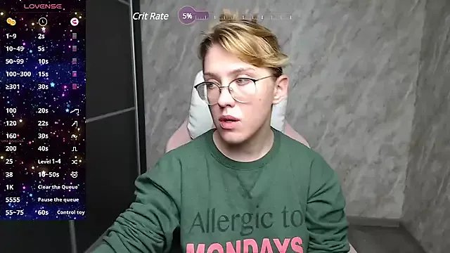 Private Reginasmilee on StripChat