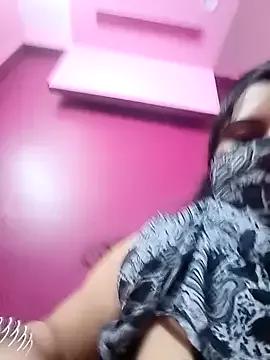 Freechat RESHMA_21 on StripChat